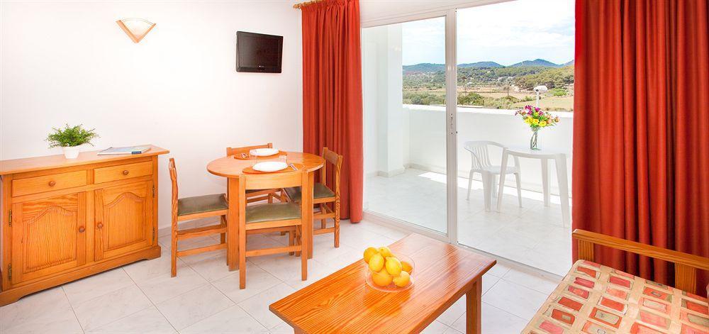Typic Oasis Sa Tanca Apartment กาลายองกา ภายนอก รูปภาพ