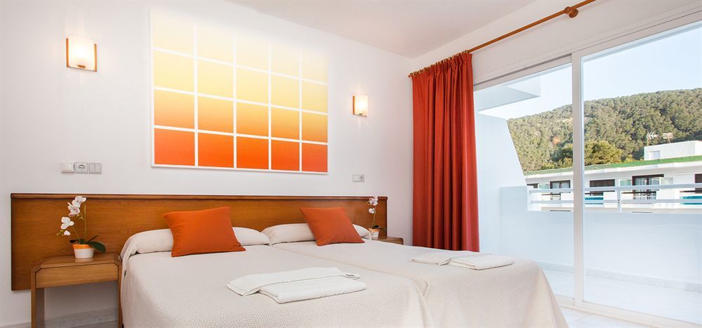 Typic Oasis Sa Tanca Apartment กาลายองกา ภายนอก รูปภาพ