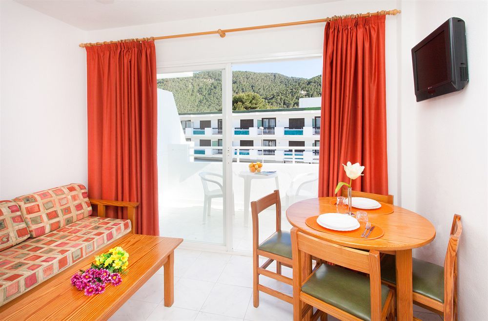 Typic Oasis Sa Tanca Apartment กาลายองกา ภายนอก รูปภาพ